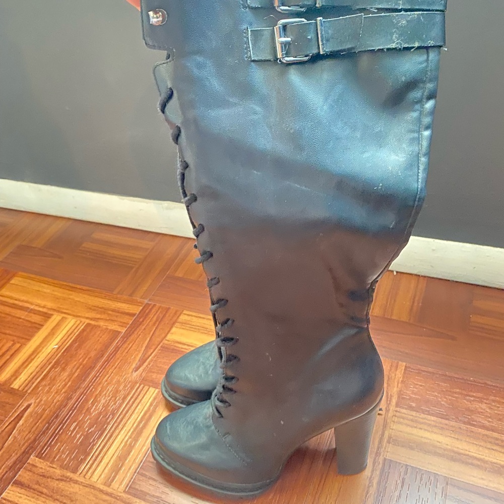 BCBG Knee High Boots size 8.5